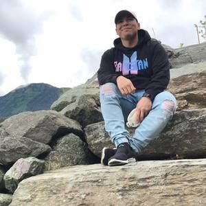 Meet your Posher, Lianno